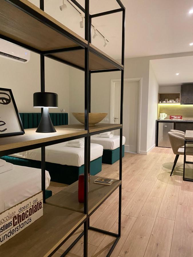 Living Studio Apartments Тирана Экстерьер фото